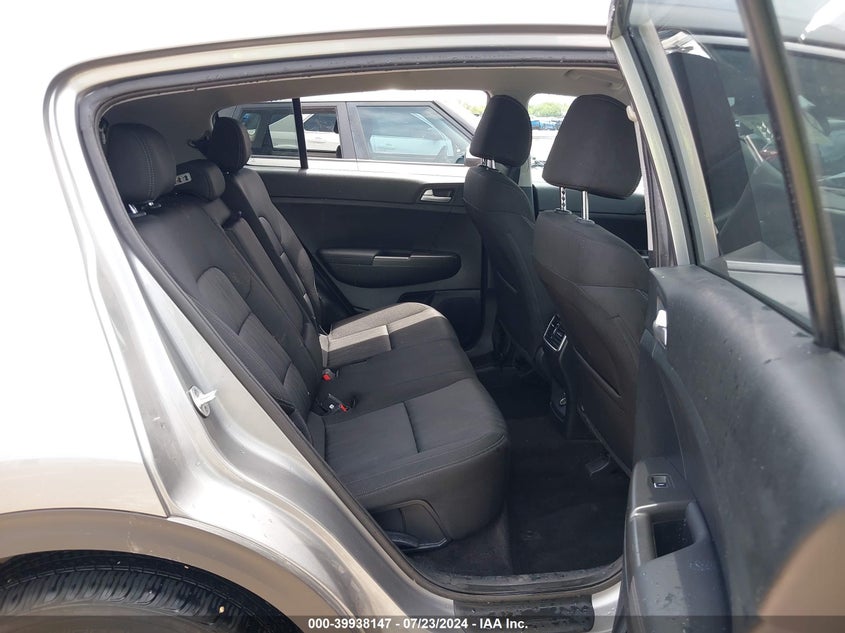 2020 KIA SPORTAGE LX - KNDPMCAC2L7669606