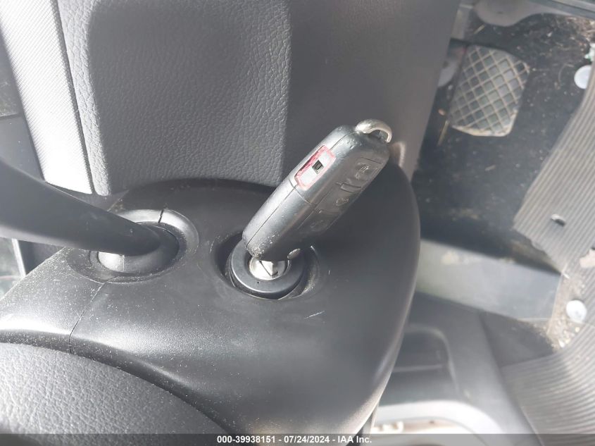 2007 Volkswagen Rabbit 2-Door VIN: WVWBR71K47W094687 Lot: 39938151