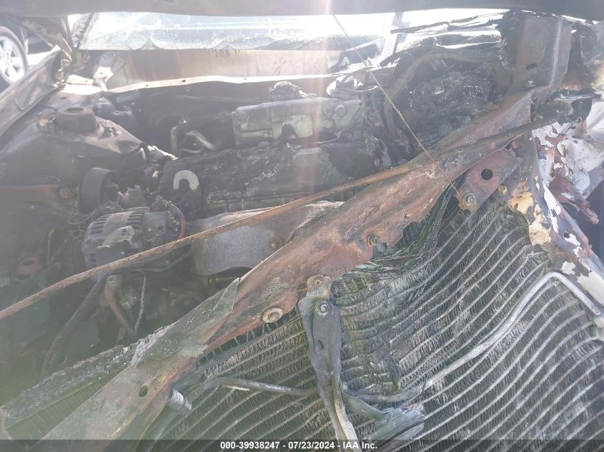 1999 Toyota Camry Le VIN: 4T1BG22K5XU527349 Lot: 39938247