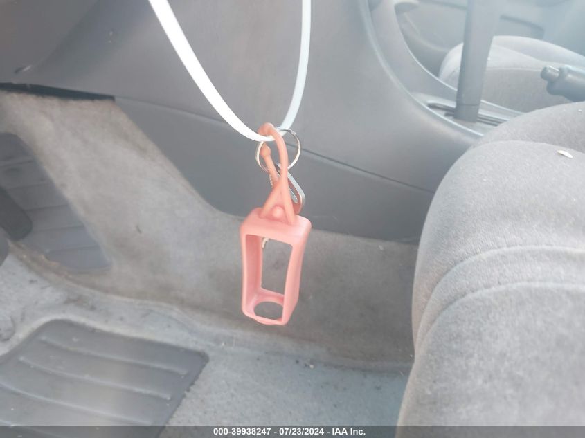 1999 Toyota Camry Le VIN: 4T1BG22K5XU527349 Lot: 39938247