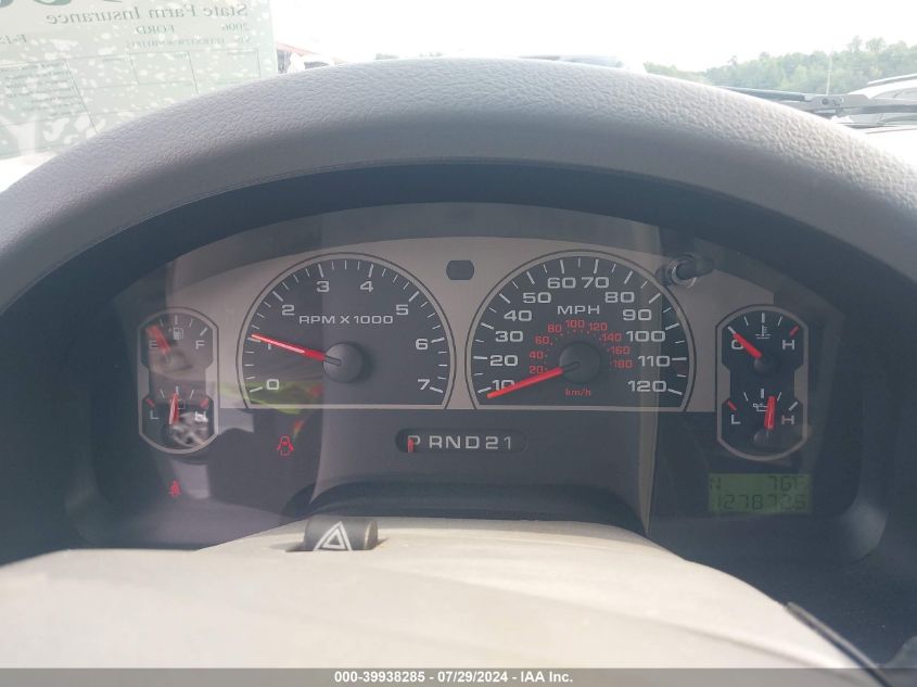 2006 Ford F-150 Stx/Xl/Xlt VIN: 1FTRX12W96NB11815 Lot: 39938285