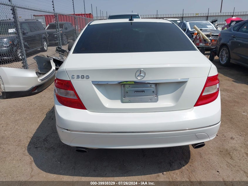 2008 Mercedes-Benz C 300 Luxury/Sport VIN: WDDGF54X28F052035 Lot: 39938329