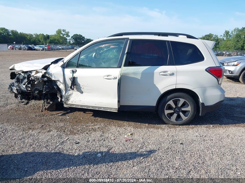 2018 Subaru Forester 2.5I Premium VIN: JF2SJAGC4JH458267 Lot: 39938410