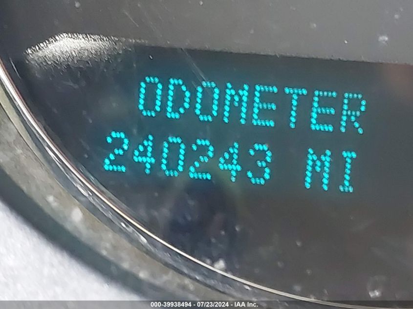 2013 Chevrolet Suburban 1500 Lt VIN: 1GNSKJE77DR118618 Lot: 39938494