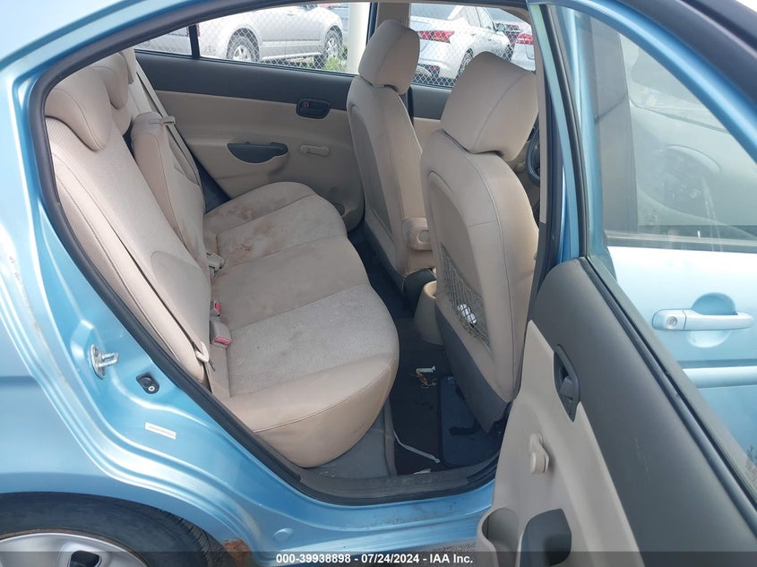 2010 Hyundai Accent Gls VIN: KMHCN4AC2AU401215 Lot: 39938898