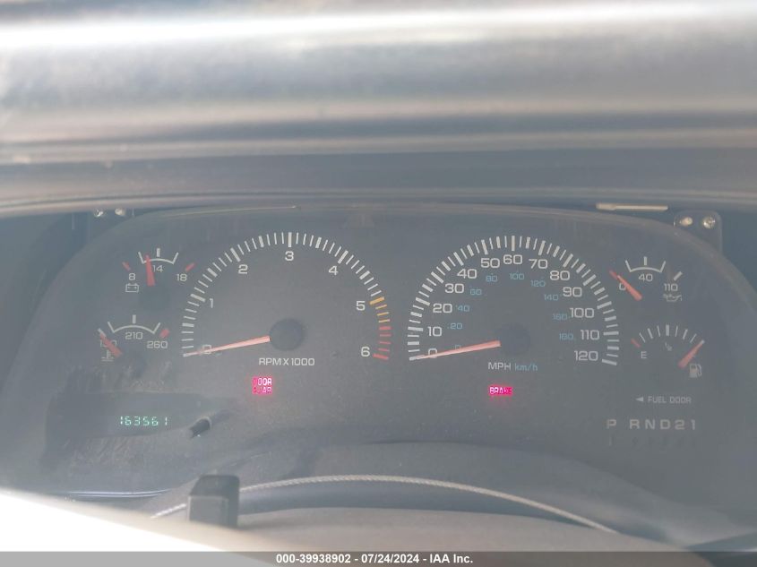 2000 Dodge Durango VIN: 1B4HR28Z0YF292794 Lot: 39938902