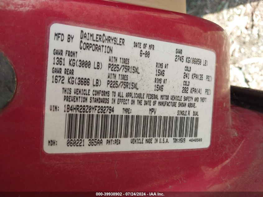 2000 Dodge Durango VIN: 1B4HR28Z0YF292794 Lot: 39938902