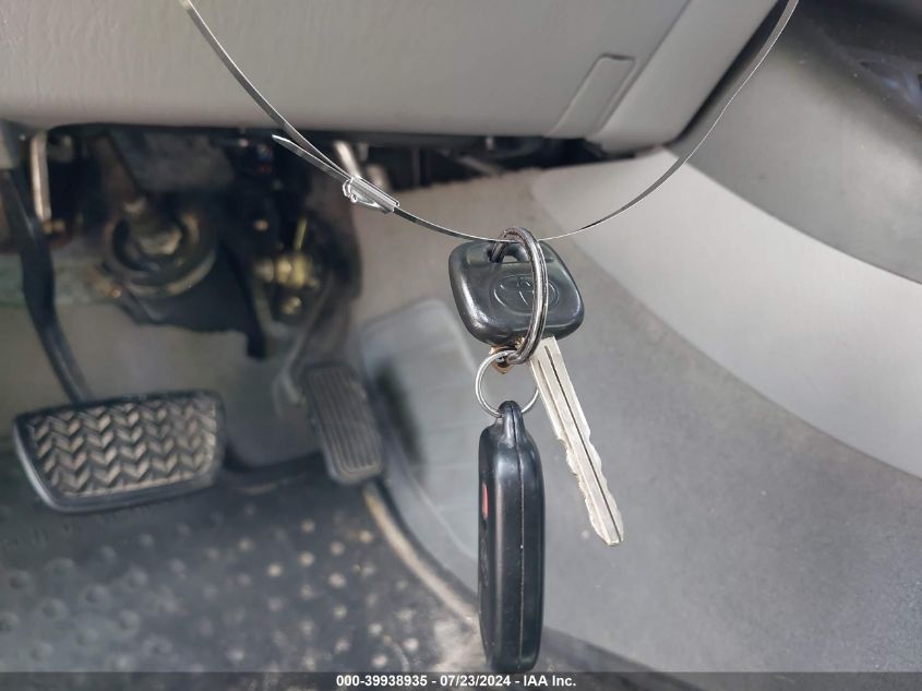 2003 Toyota Camry Le VIN: 4T1BE32K73U726277 Lot: 39938935