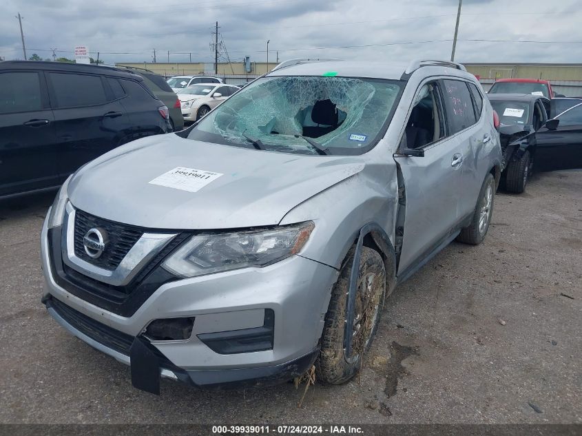 JN8AT2MT6HW142281 2017 NISSAN ROGUE - Image 2