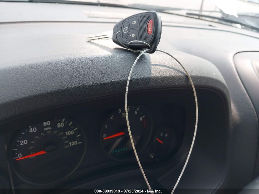 2011 Jeep Compass VIN: 1J4NT1FBXBD194392 Lot: 39939019