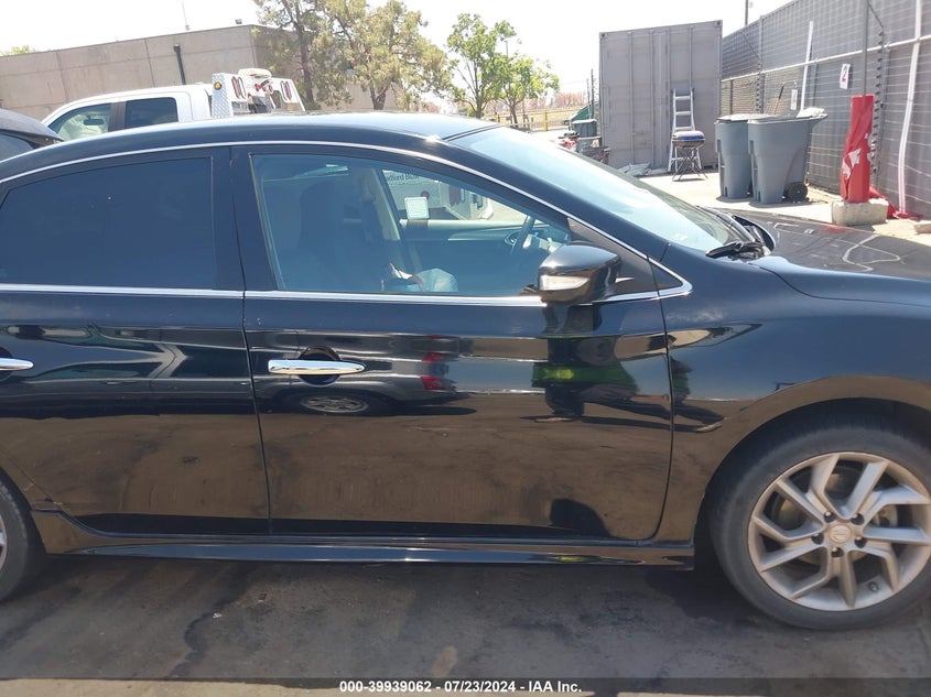 2015 Nissan Sentra Sr VIN: 3N1AB7AP2FY293422 Lot: 39939062