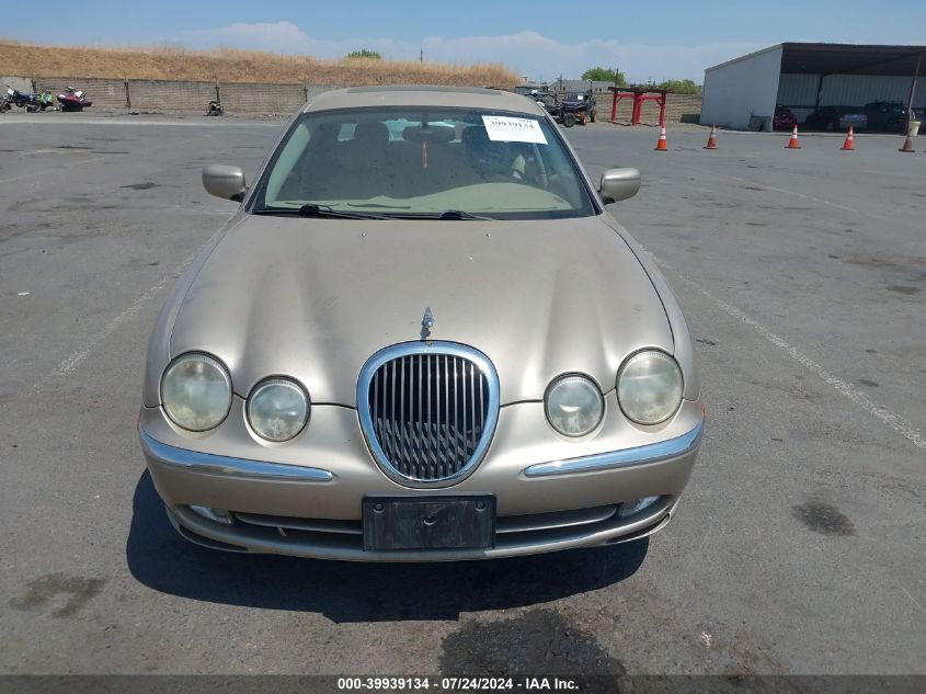 2000 Jaguar S-Type 3.0L V6 VIN: SAJDA01C1YFL64526 Lot: 39939134