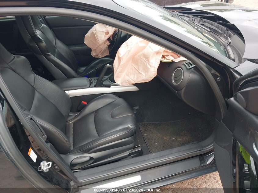 2004 Mazda Rx-8 6 Speed Manual VIN: JM1FE173440134386 Lot: 39939146