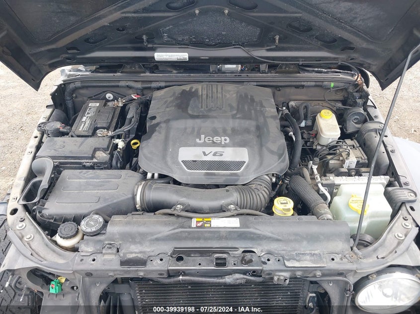 2015 Jeep Wrangler Sport VIN: 1C4AJWAG8FL568018 Lot: 39939198