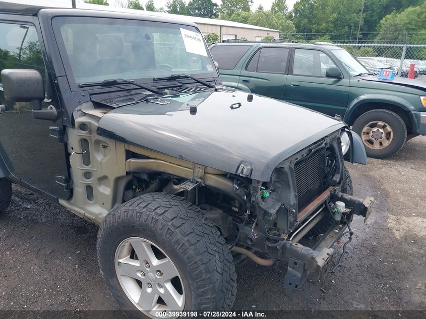 2015 Jeep Wrangler Sport VIN: 1C4AJWAG8FL568018 Lot: 39939198