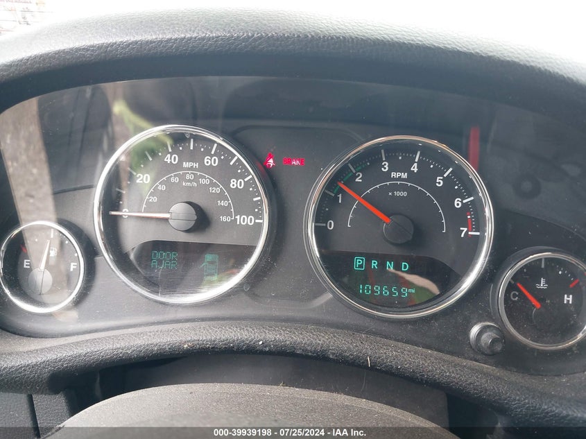 2015 Jeep Wrangler Sport VIN: 1C4AJWAG8FL568018 Lot: 39939198