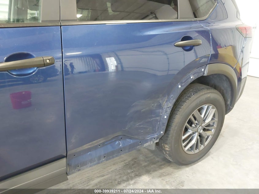 2023 Nissan Rogue S VIN: 5N1BT3AB6PC784657 Lot: 39939211