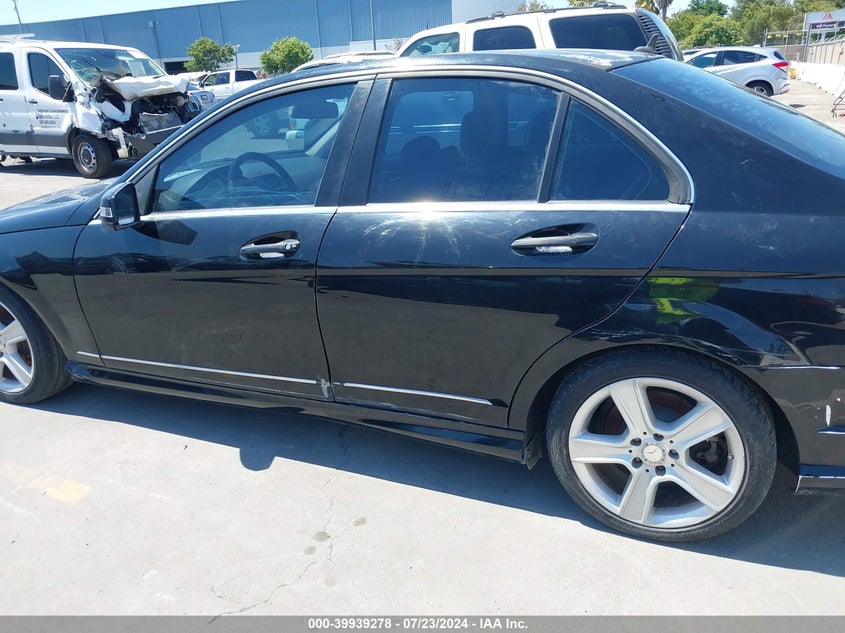 2011 Mercedes-Benz C 300 VIN: WDDGF5EB0BA508962 Lot: 39939278