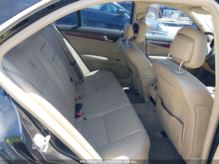 2011 Mercedes-Benz C 300 VIN: WDDGF5EB0BA508962 Lot: 39939278