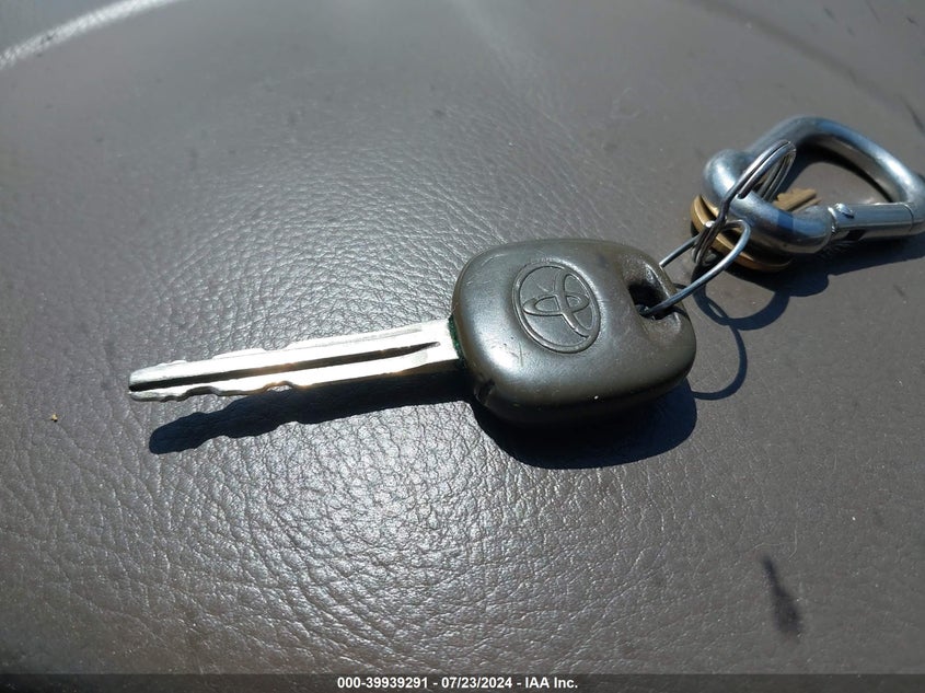 2004 Toyota Sienna Le VIN: 5TDZA23C64S175619 Lot: 39939291