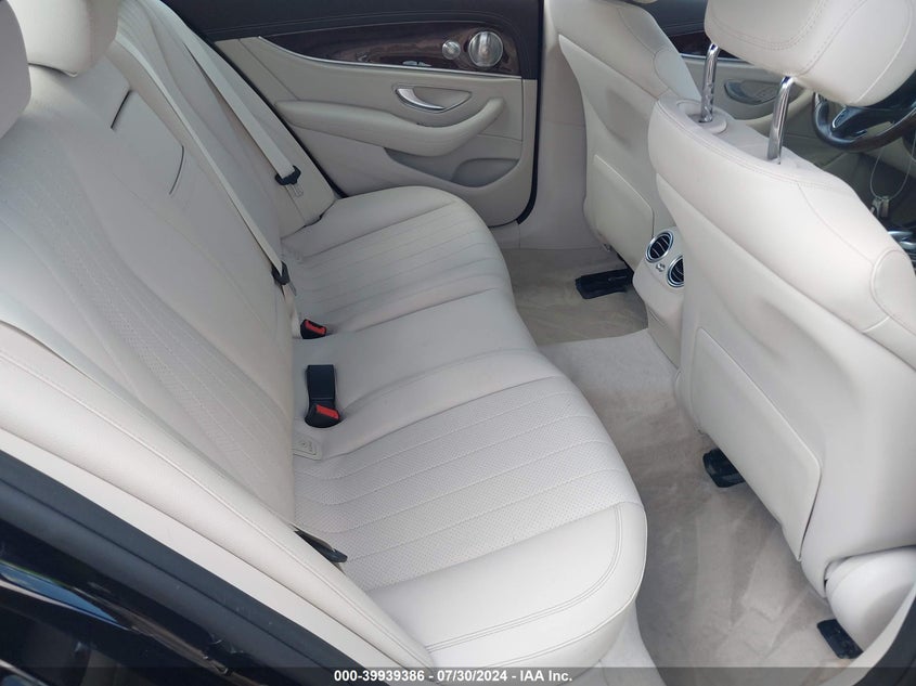 2017 Mercedes-Benz E 300 VIN: WDDZF4JB7HA173734 Lot: 39939386
