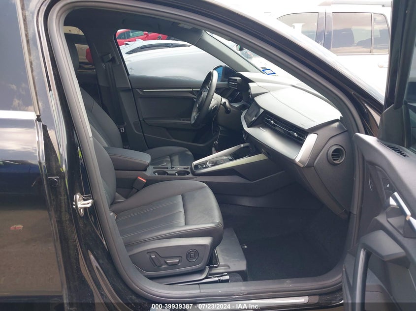 2024 Audi A3 Premium 40 Tfsi Front-Wheel Drive S Tronic VIN: WAUAUDGYXRA081041 Lot: 39939387