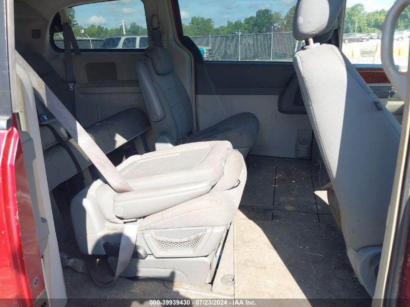 2009 Chrysler Town & Country Touring VIN: 2A8HR54139R592210 Lot: 39939430