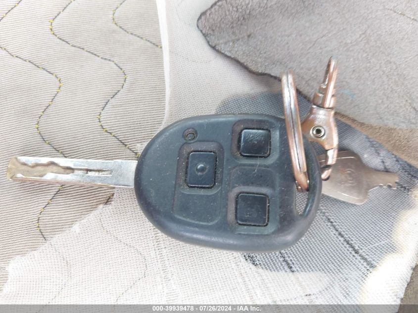 2003 Lexus Es 300 VIN: JTHBF30G630124587 Lot: 39939478