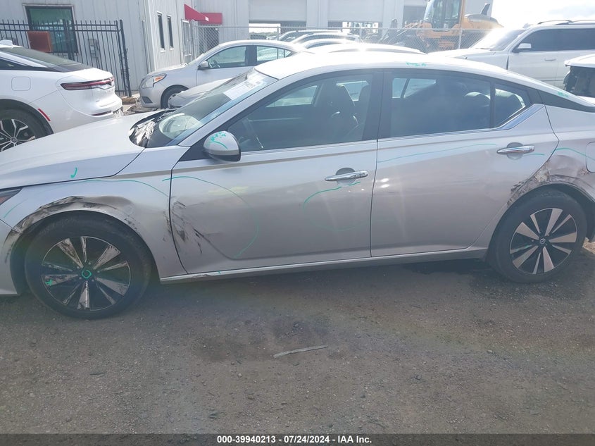 2022 Nissan Altima Sv VIN: 1N4BL4DV1NN333434 Lot: 39940213