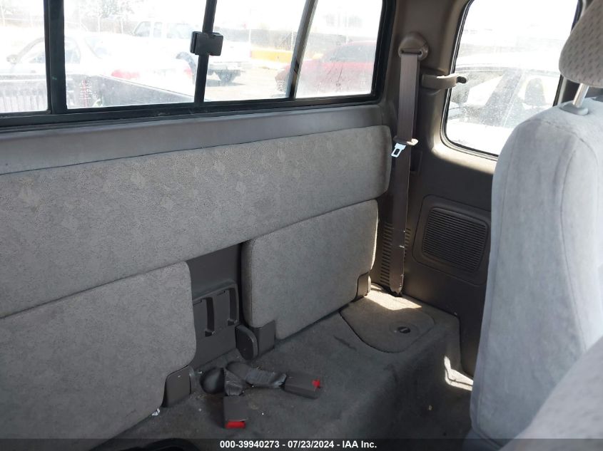 2000 Toyota Tacoma Prerunner VIN: 4TASM92N3YZ676133 Lot: 39940273