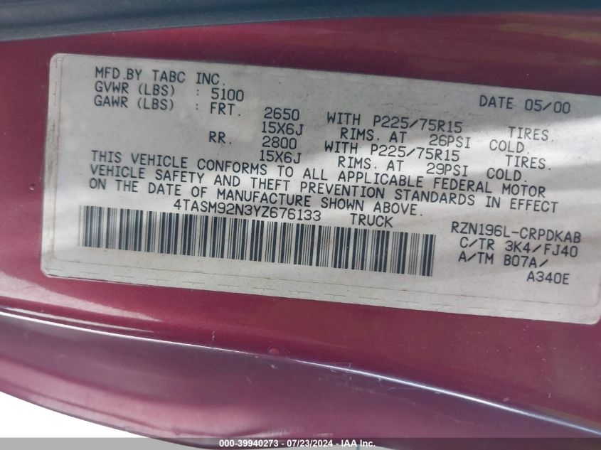 2000 Toyota Tacoma Prerunner VIN: 4TASM92N3YZ676133 Lot: 39940273