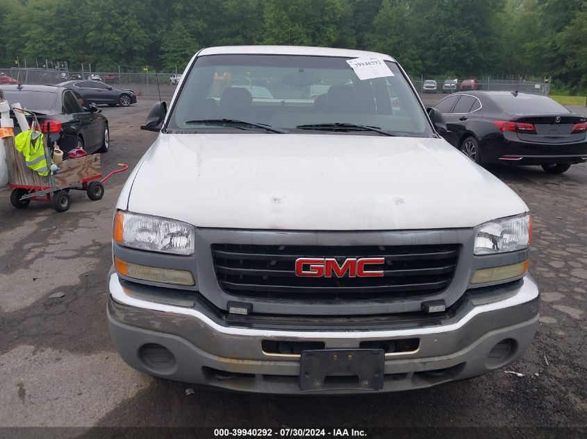 2005 GMC Sierra 1500 Work Truck VIN: 1GTEC19V55E313797 Lot: 39940292