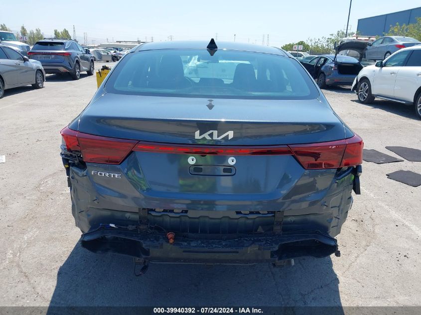 2024 Kia Forte Lxs VIN: 3KPF24AD7RE742753 Lot: 39940392