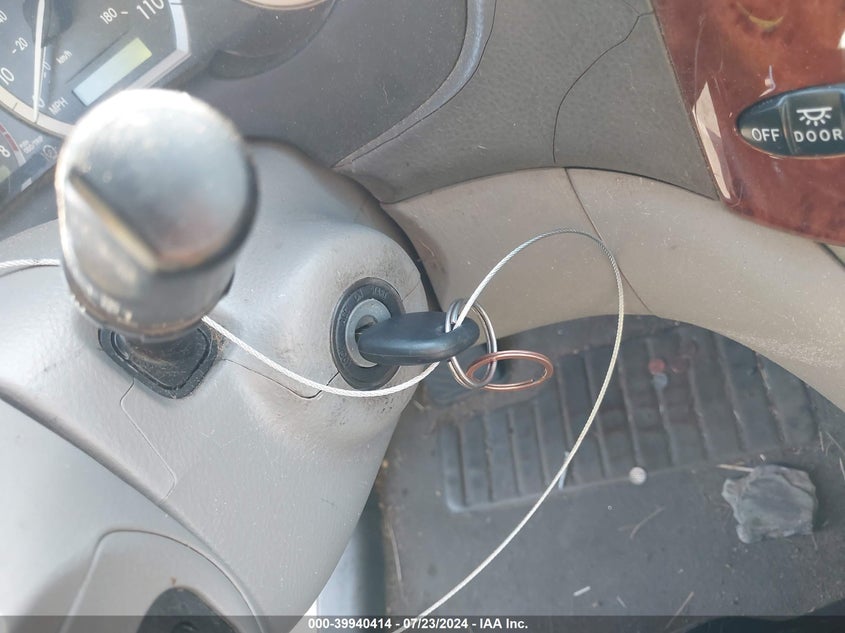 2004 Toyota Sienna Xle VIN: 5TDZA22C54S186886 Lot: 39940414