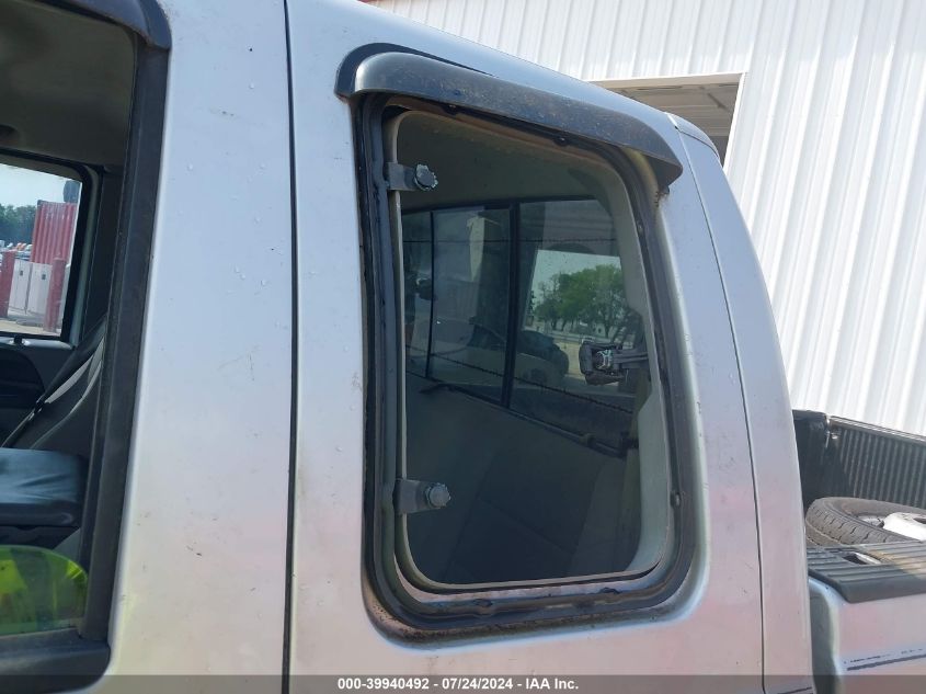 2005 Ford F-350 Lariat/Xl/Xlt VIN: 1FTWX32P75EC70905 Lot: 39940492