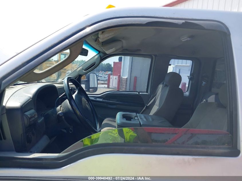 2005 Ford F-350 Lariat/Xl/Xlt VIN: 1FTWX32P75EC70905 Lot: 39940492