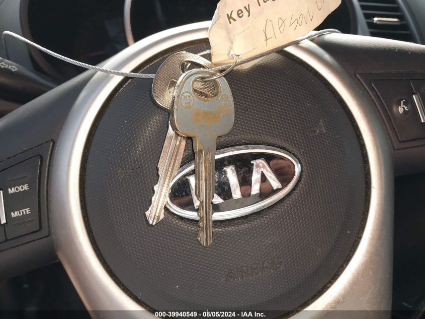 2012 Kia Soul + VIN: KNDJT2A63C7388086 Lot: 39940549