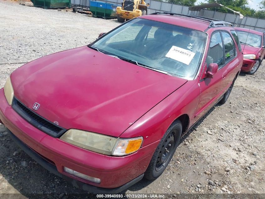 1995 Honda Accord Lx VIN: 1HGCE1823SA009896 Lot: 39940593