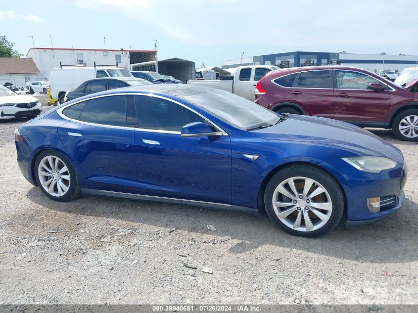 2016 Tesla Model S 60D/70D/75D/85D/90D VIN: 5YJSA1E26GF128504 Lot: 39940681