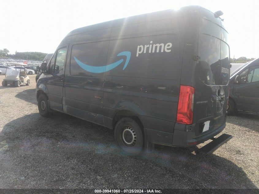 2019 Mercedes-Benz Sprinter 2500 High Roof V6/Standard Roof V6 VIN: WD4PF0CD0KT004262 Lot: 39941060