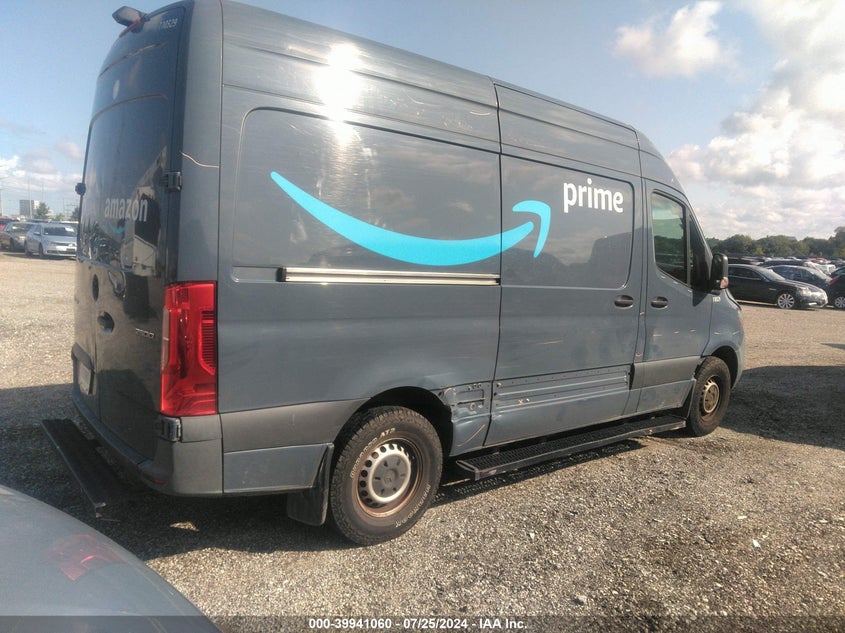 2019 Mercedes-Benz Sprinter 2500 High Roof V6/Standard Roof V6 VIN: WD4PF0CD0KT004262 Lot: 39941060