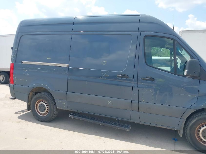 2019 Mercedes-Benz Sprinter 2500 High Roof V6/Standard Roof V6 VIN: WD4PF0CDXKP081813 Lot: 39941061