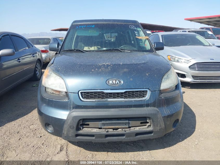 2011 Kia Soul + VIN: KNDJT2A22B7220581 Lot: 39941108