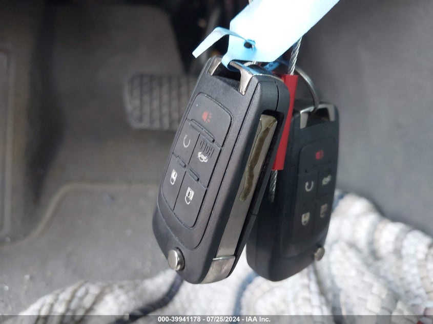 2018 CHEVROLET IMPALA LT - 2G1105S36J9120216