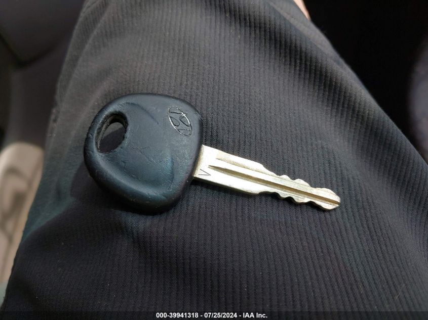 2010 Hyundai Accent Gls VIN: KMHCN4AC4AU518469 Lot: 39941318