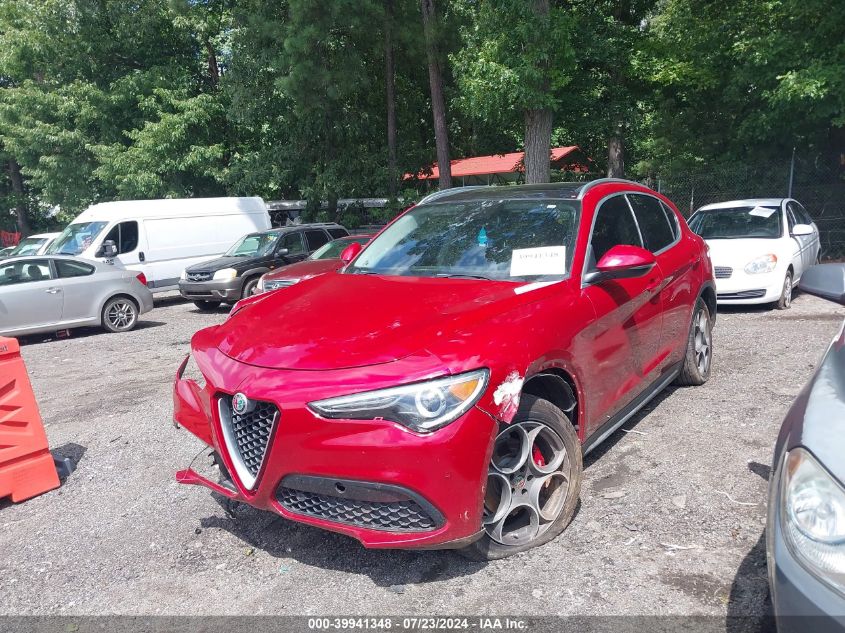 VIN ZASFAKBN2J7B78844 2018 ALFA ROMEO STELVIO no.2