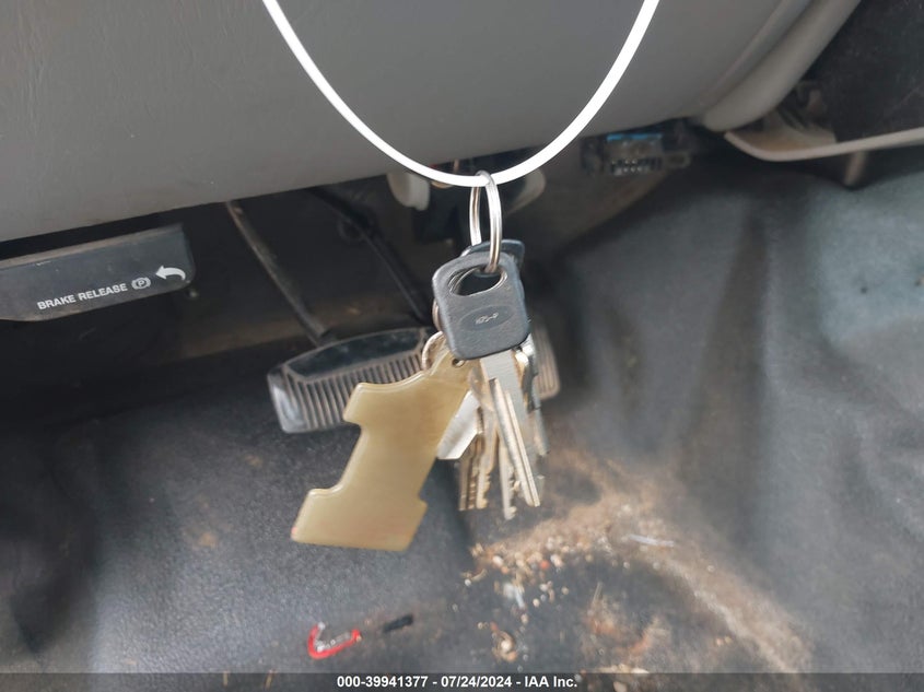 2005 Ford F-250 Lariat/Xl/Xlt VIN: 1FTSX21515EC68043 Lot: 39941377