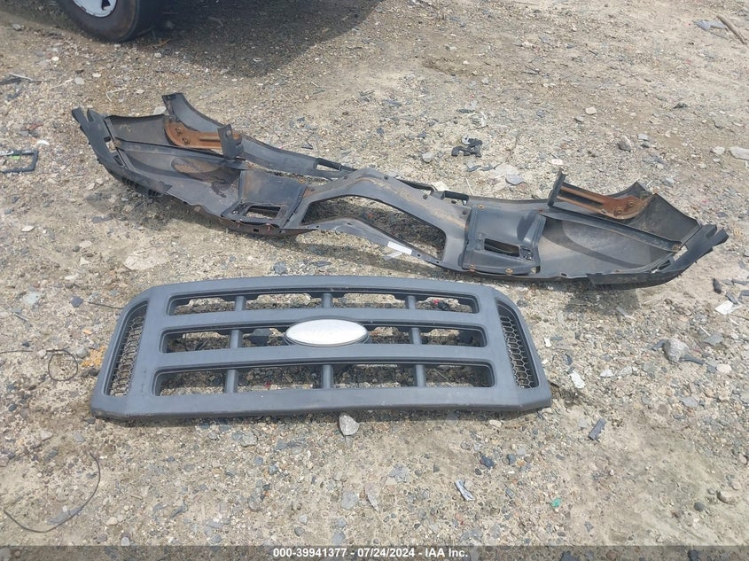 2005 Ford F-250 Lariat/Xl/Xlt VIN: 1FTSX21515EC68043 Lot: 39941377