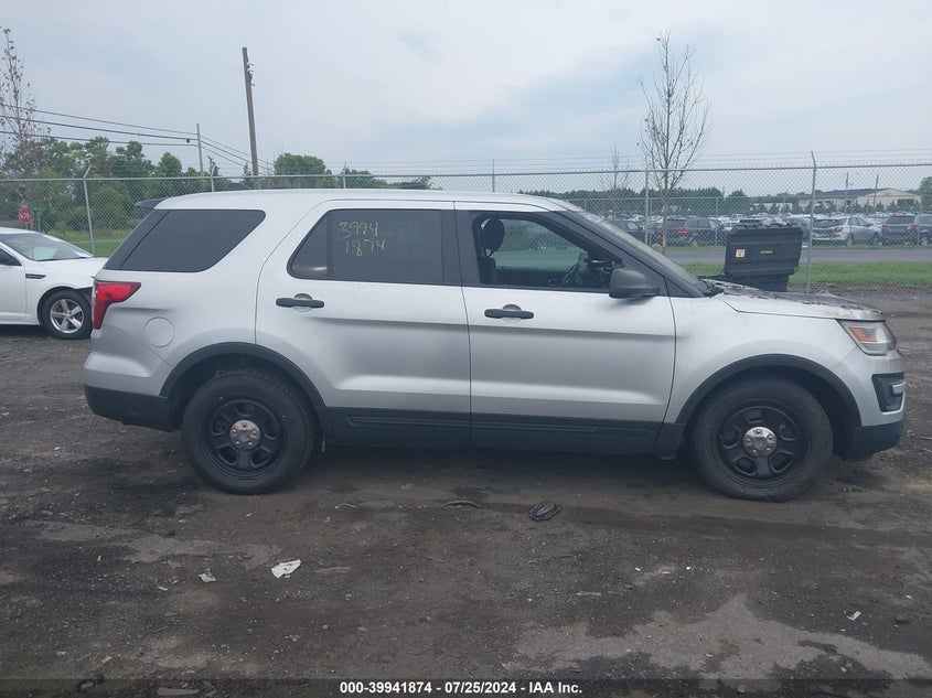 VIN 1FM5K8AR2HGA94568 2017 FORD UTILITY POLICE INTERCEPTOR