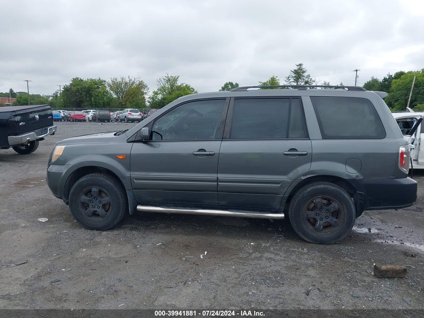 2008 Honda Pilot Se VIN: 5FNYF18308B045667 Lot: 39941881